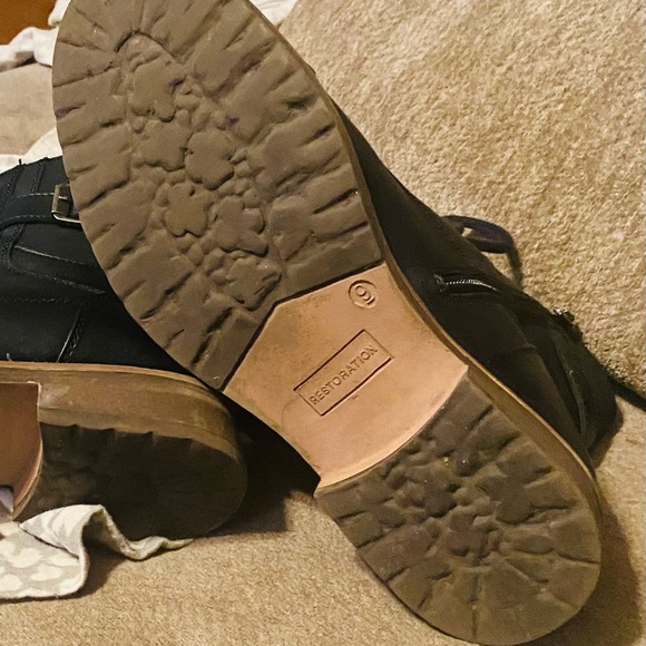 RESTORATION MENS PARKER CHUKKA BOOT - BLACK size 9 - Picture 5 of 6